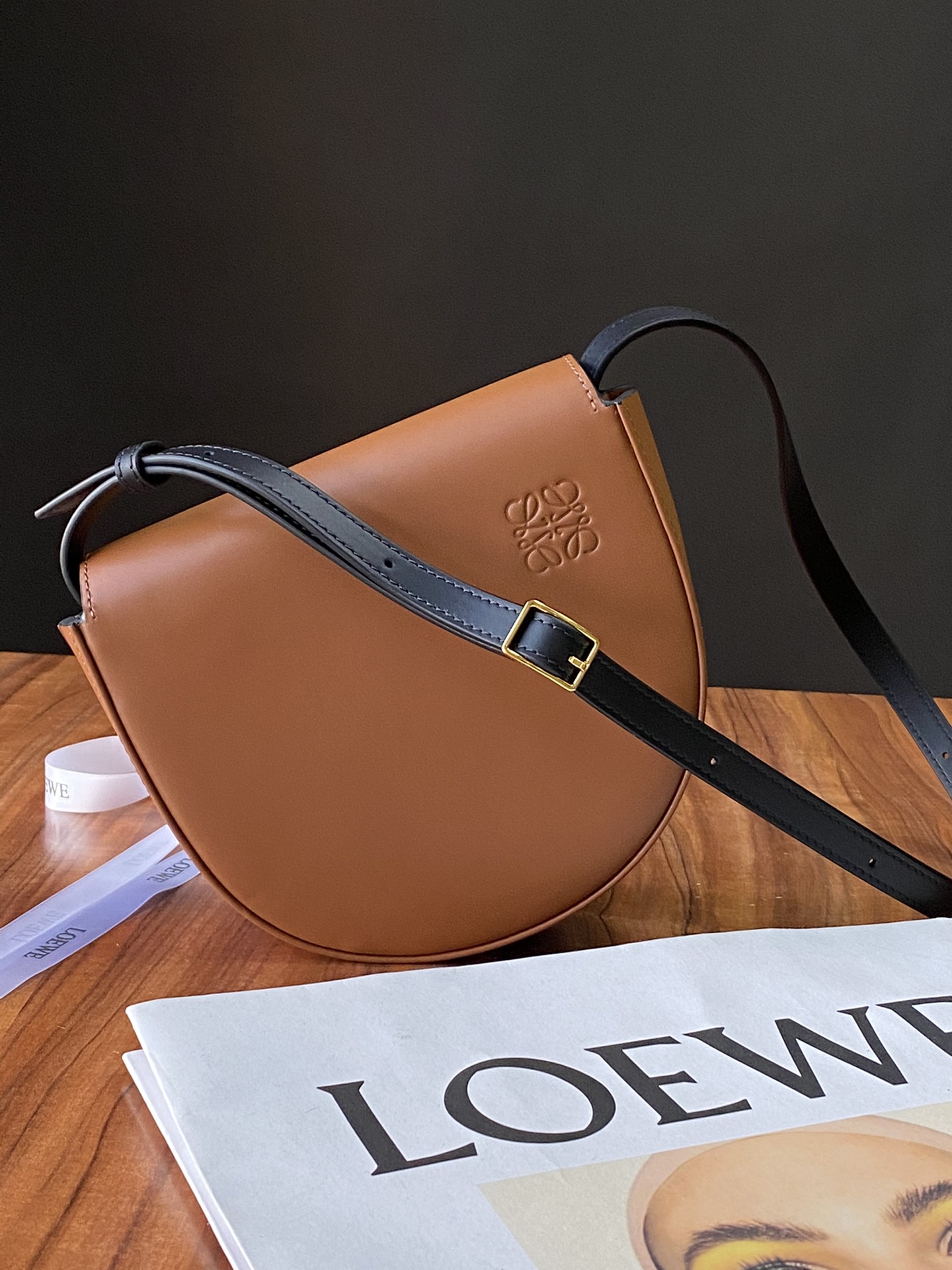 로에베 Loewe 5040 Heel duo Bag 19.5cm