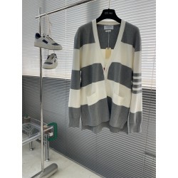 톰브라운 Thom Browne 가디건