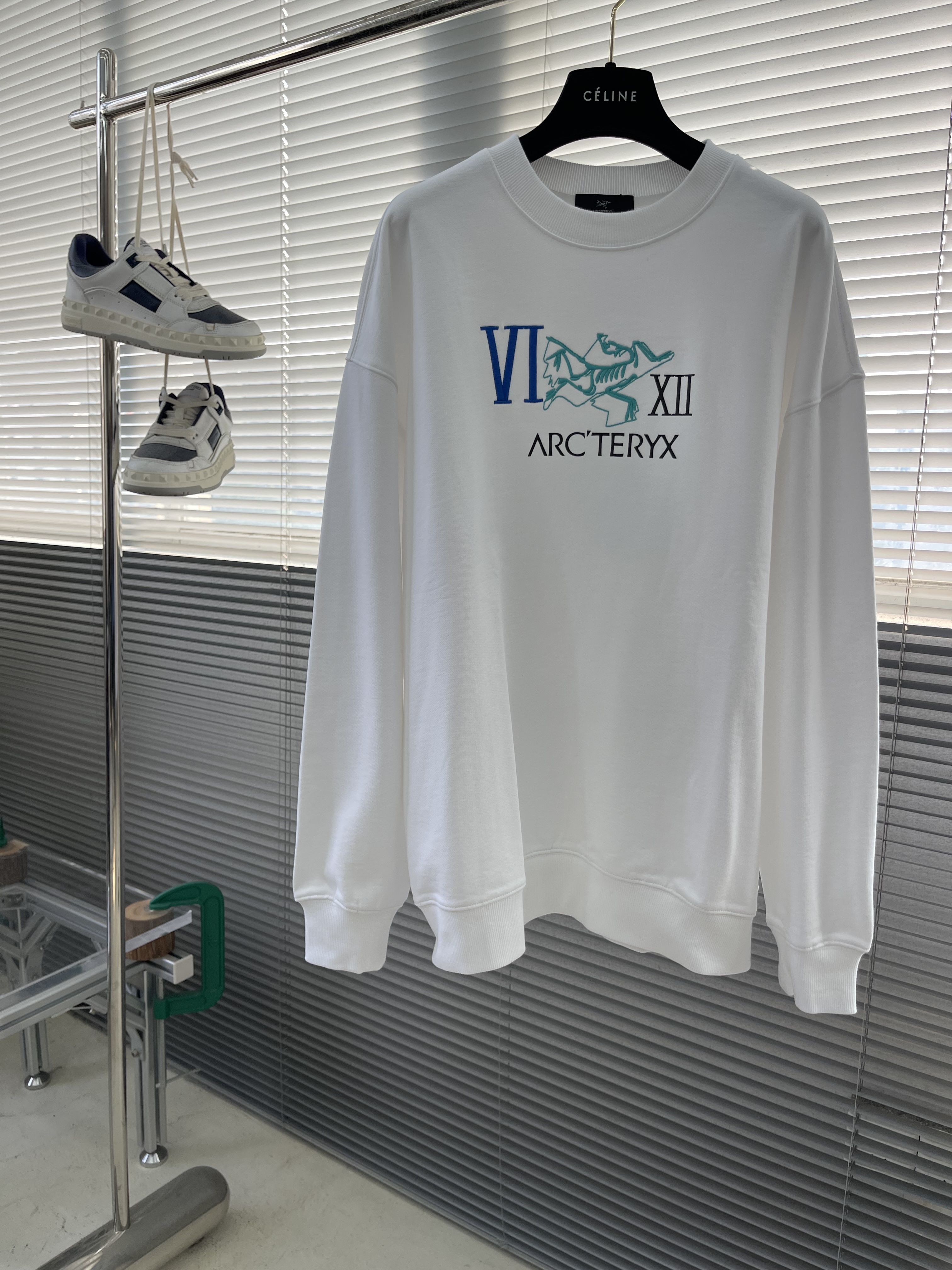 아크테릭스 ARC'TERYX 맨투맨