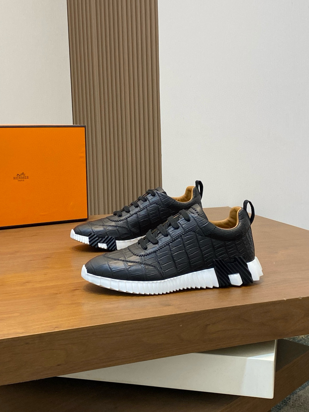 에르메스 Hermes Bouncing 스니커즈