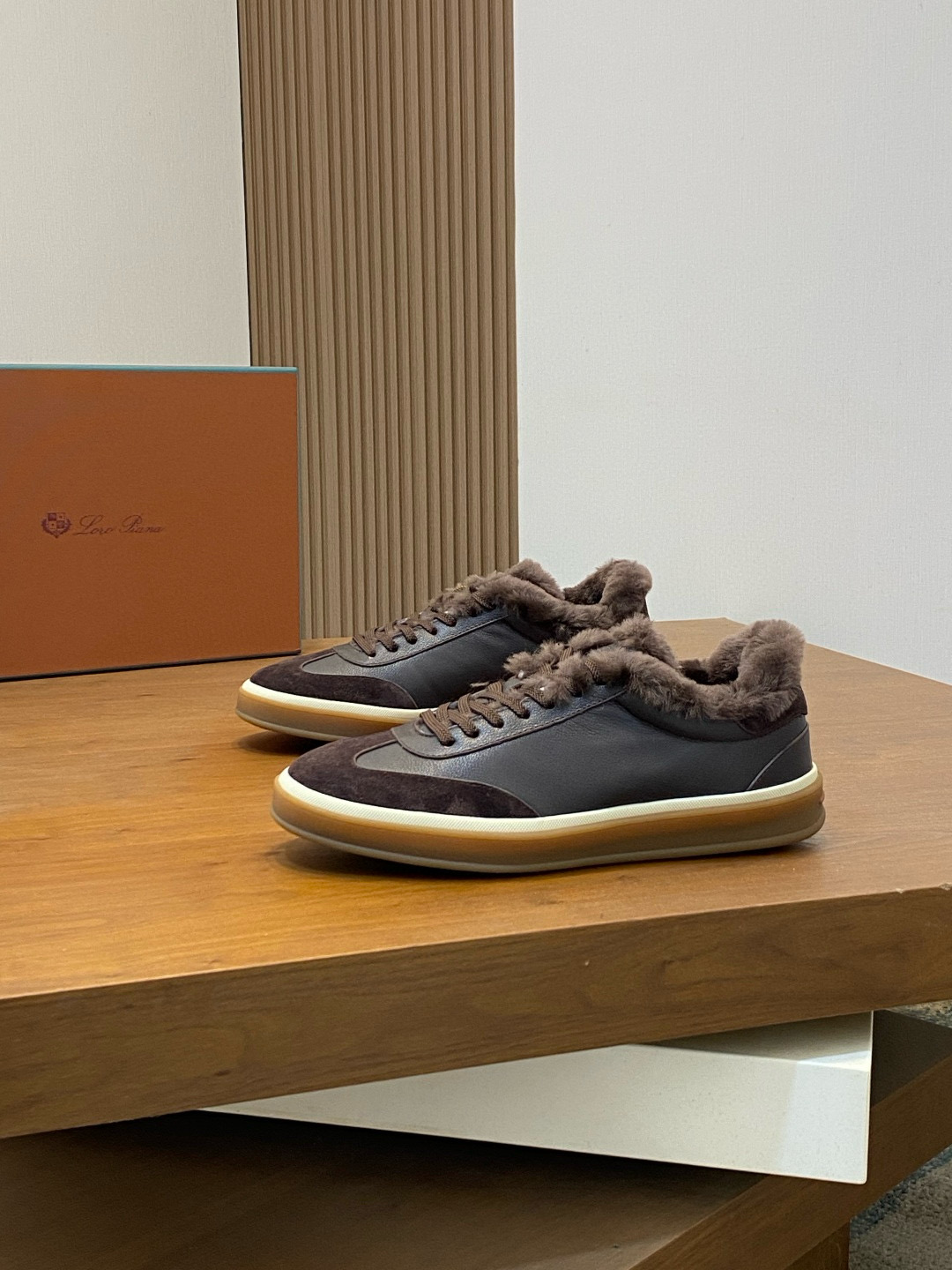 로로피아나 Loro Piana 스니커즈