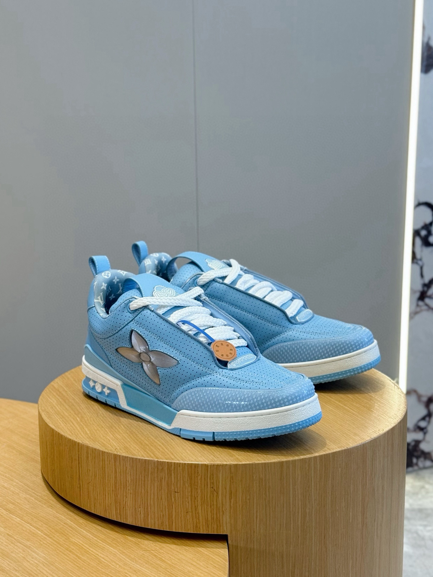 루이비통 Louis Vuitton Trainer 스니커즈