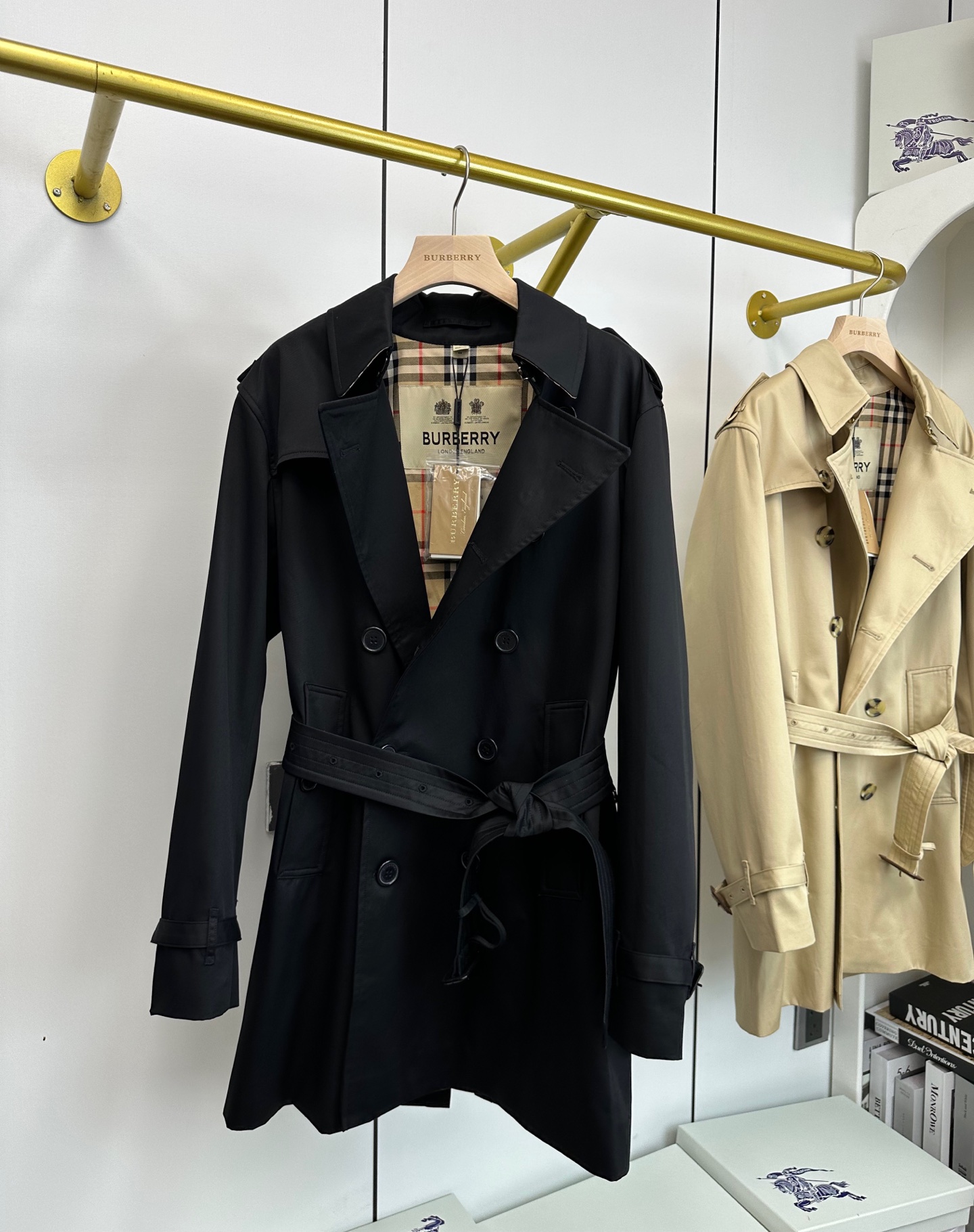 버버리 Burberry Heritage Trench 쇼트 켄징턴 헤리티지 트렌치코트 80793891