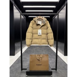 버버리 Burberry 다운재킷 288。