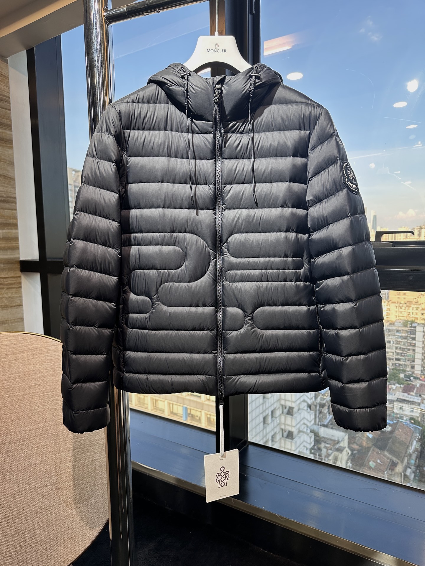 몽클레어 Moncler Xiaoxu 다운재킷。