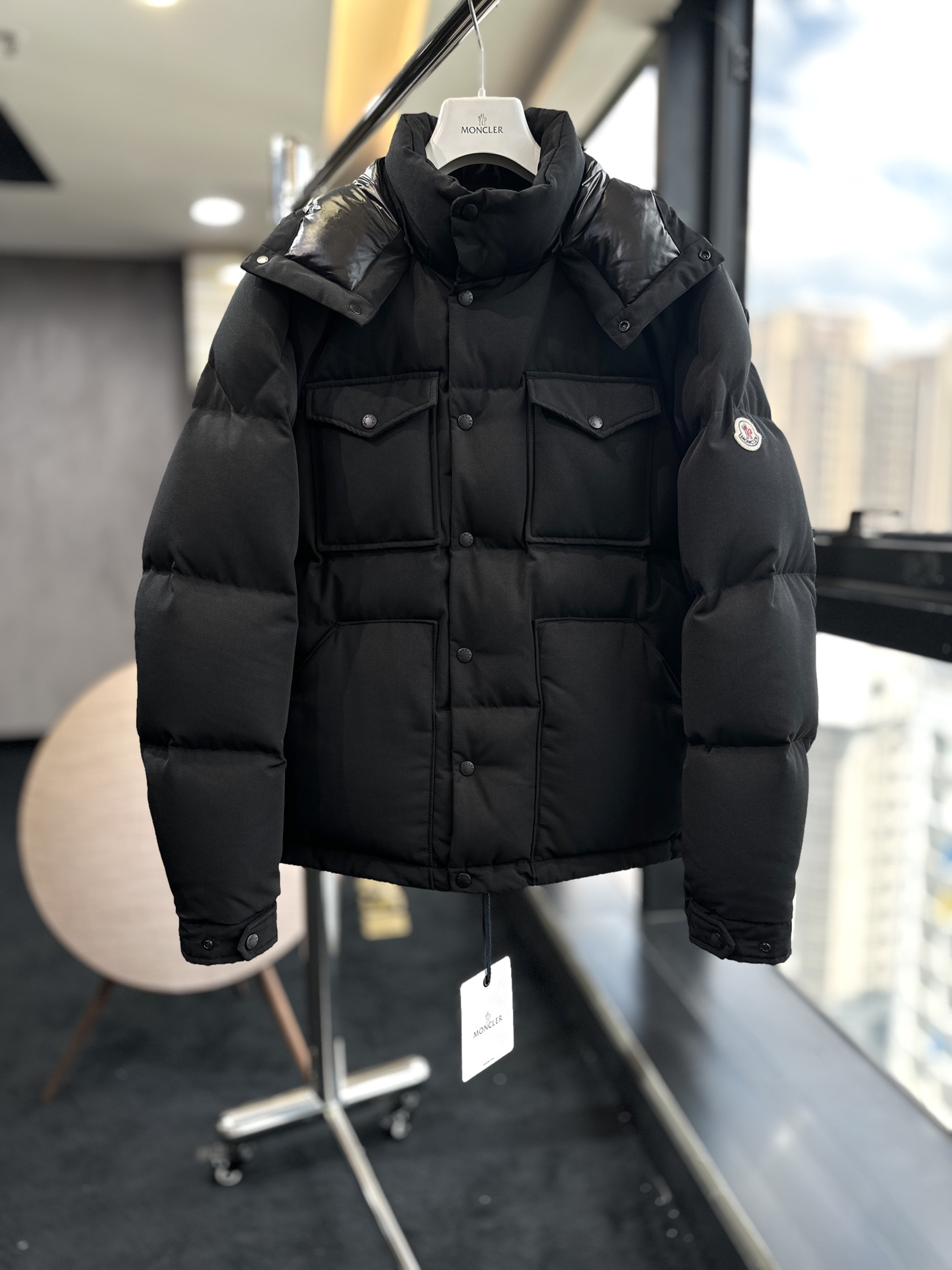 몽클레어 Moncler Fornas 다운재킷。
