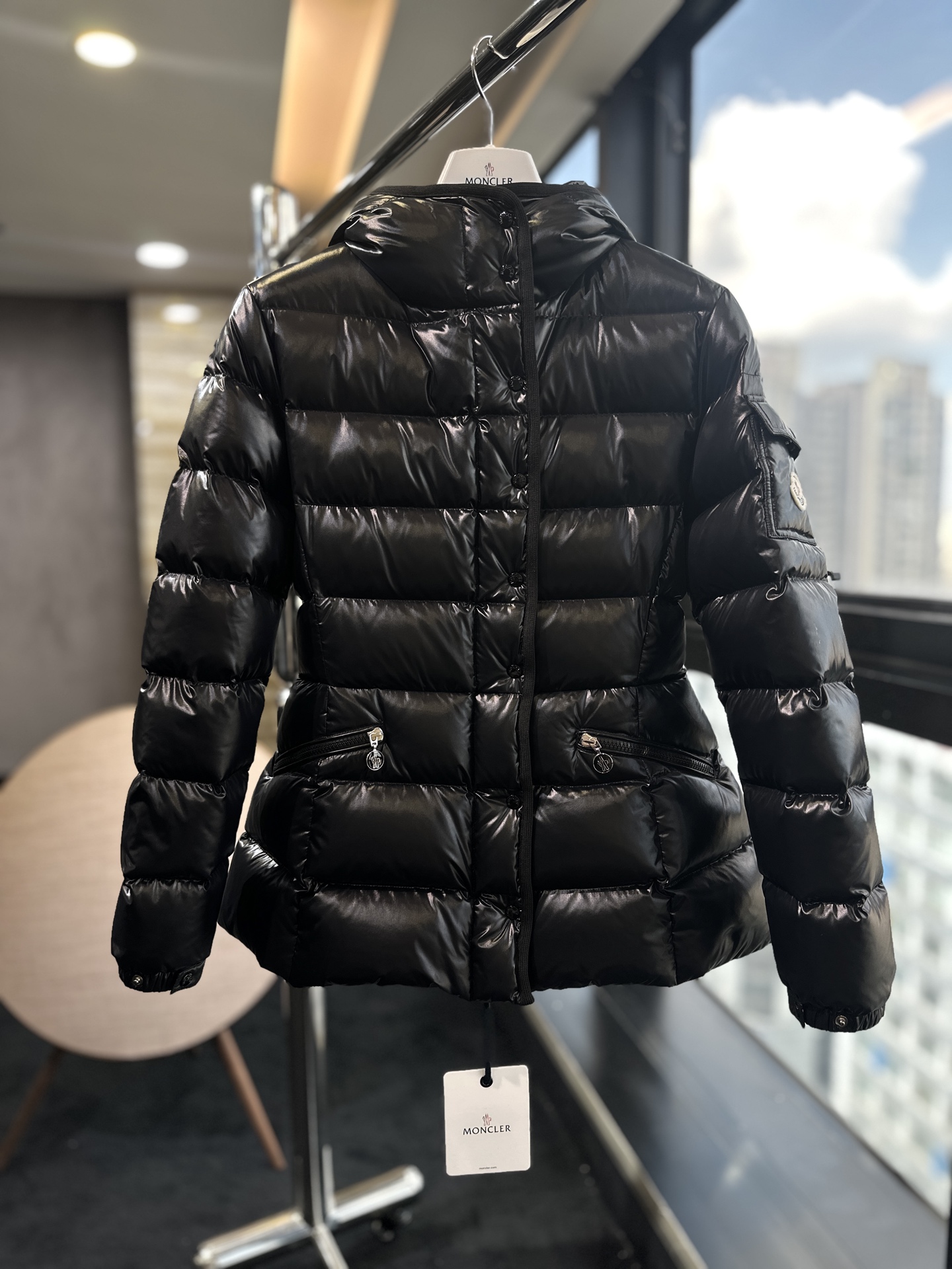 몽클레어 Moncler Barante 다운재킷。
