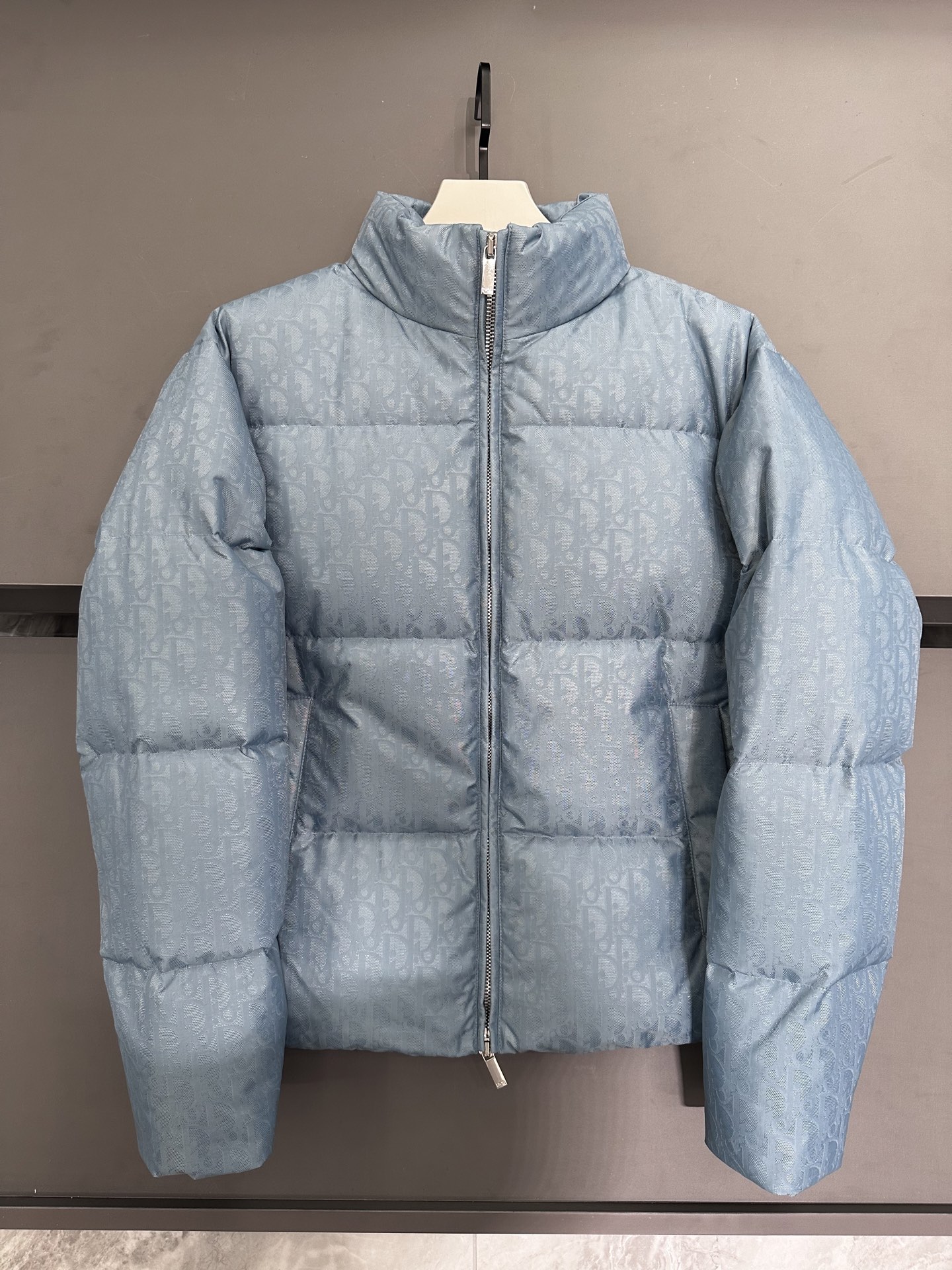 디올 DIOR 다운재킷