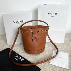 셀린느 Celine 121673 Supple Grained Calfskin Teen Clara Bag Tan