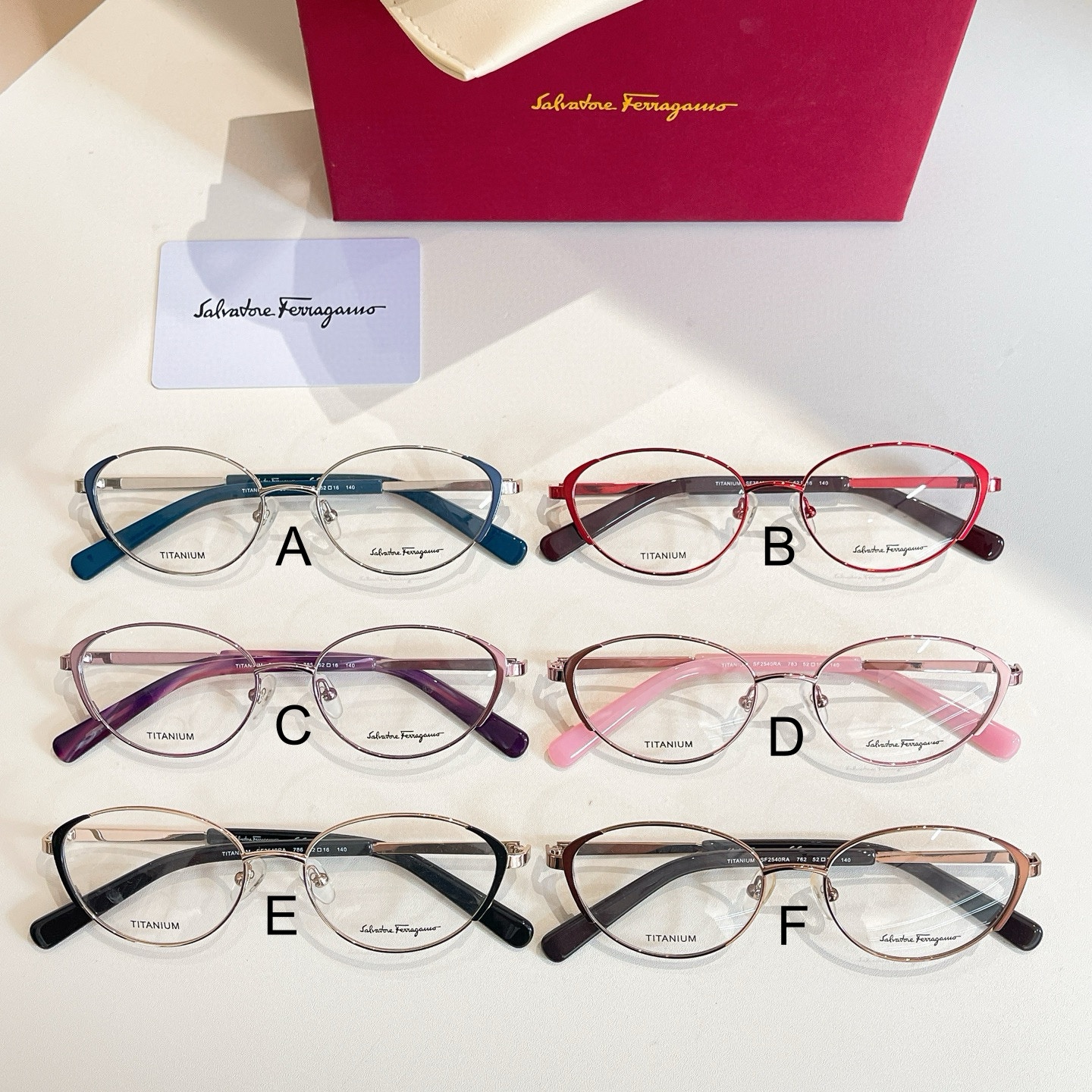 살바토레 페라가모 Salvatore Ferragamo SF2540RA 52口16-140