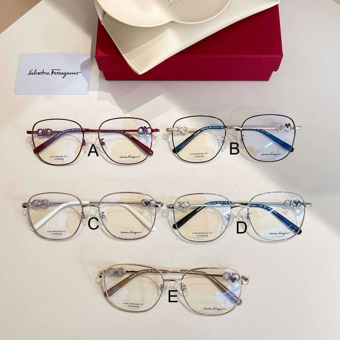 살바토레 페라가모 Salvatore Ferragamo SF2577LB 55口16-140