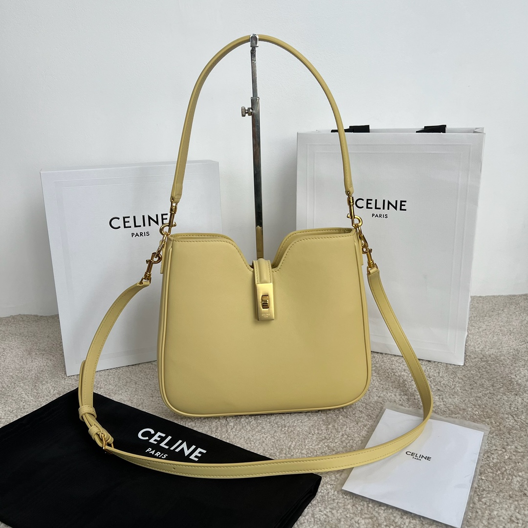 셀린느 Celine 120693 Sac Small Camille 16 Soft in Smooth Calfskin 24.5cm