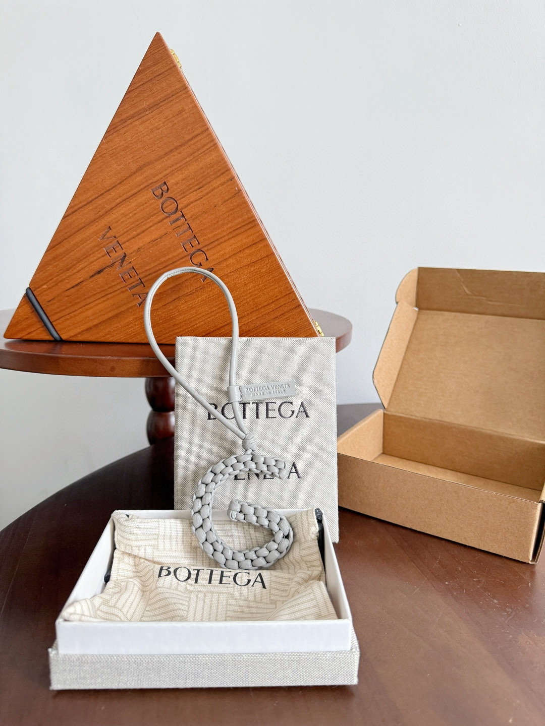 보테가베네타 Bottega Veneta 레터 G 참