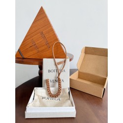 보테가베네타 Bottega Veneta 레터 U 참