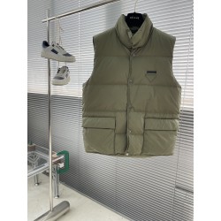 프라다 Prada 다운 베스트 조끼