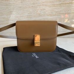 셀린느 Celine 192523 Teen Classic Bag in Box Calfskin 18.5cm