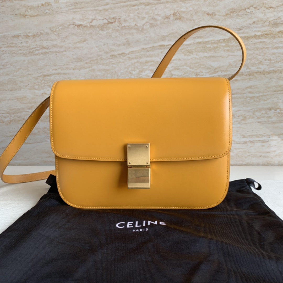 셀린느 Celine 189173 Medium Classic Bag in Box Calfskin 24cm