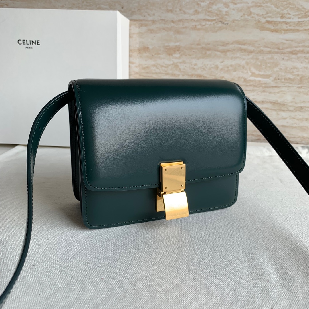 셀린느 Celine  Small Classic Bag in Box Calfskin 16.5cm