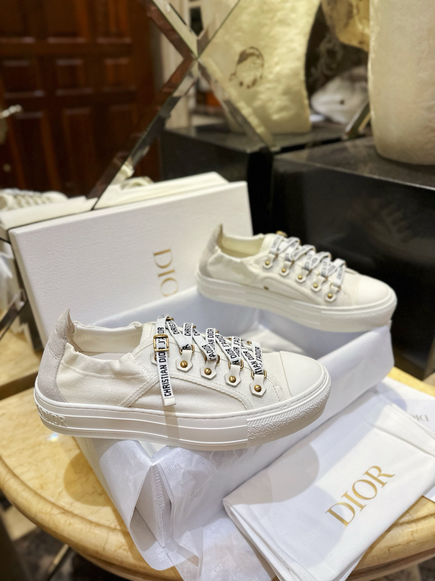 디올 Dior WALK'N'DIOR 스니커즈 White