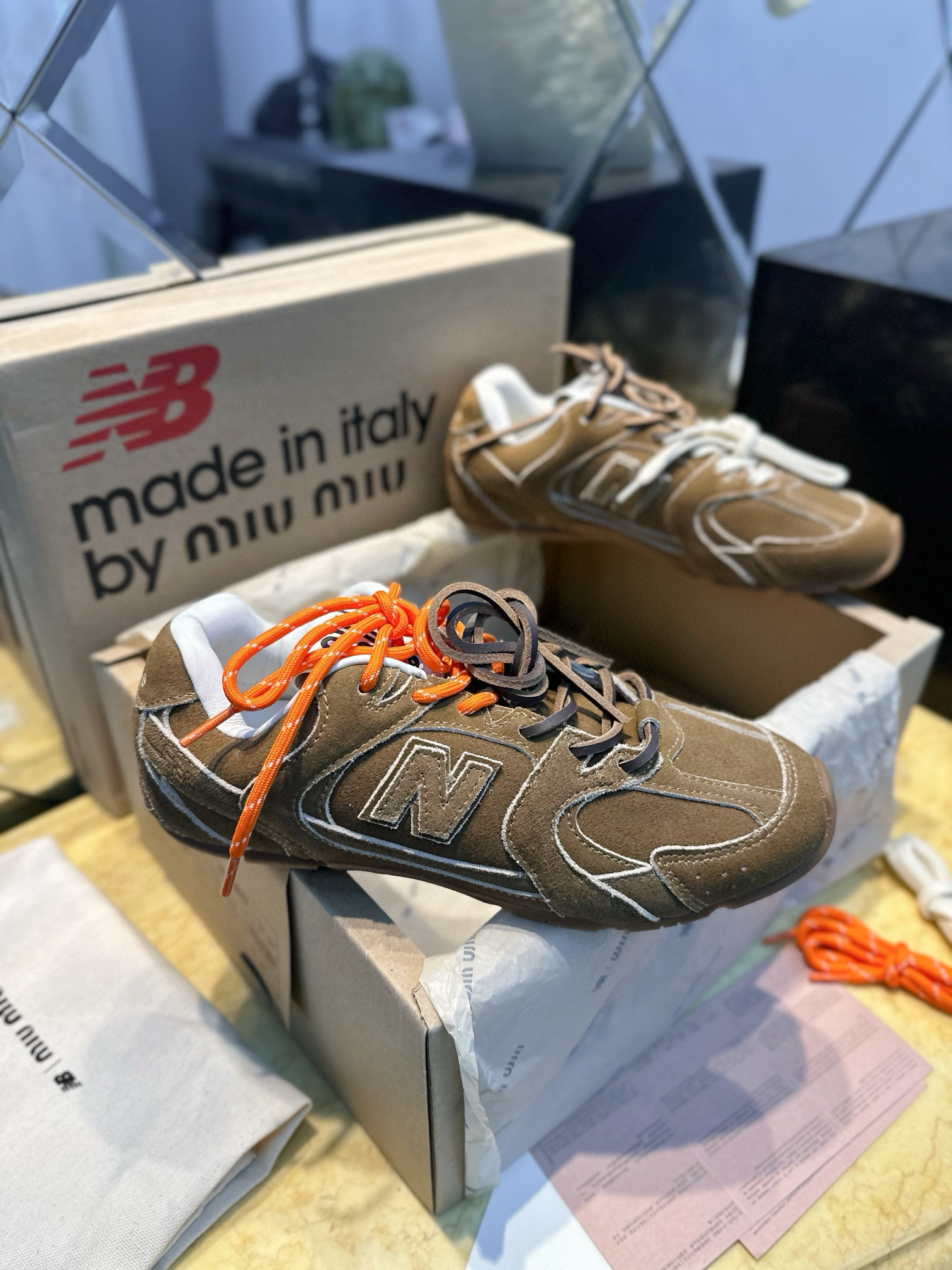 New Balance X Miu Miu 530 SL 스니커즈