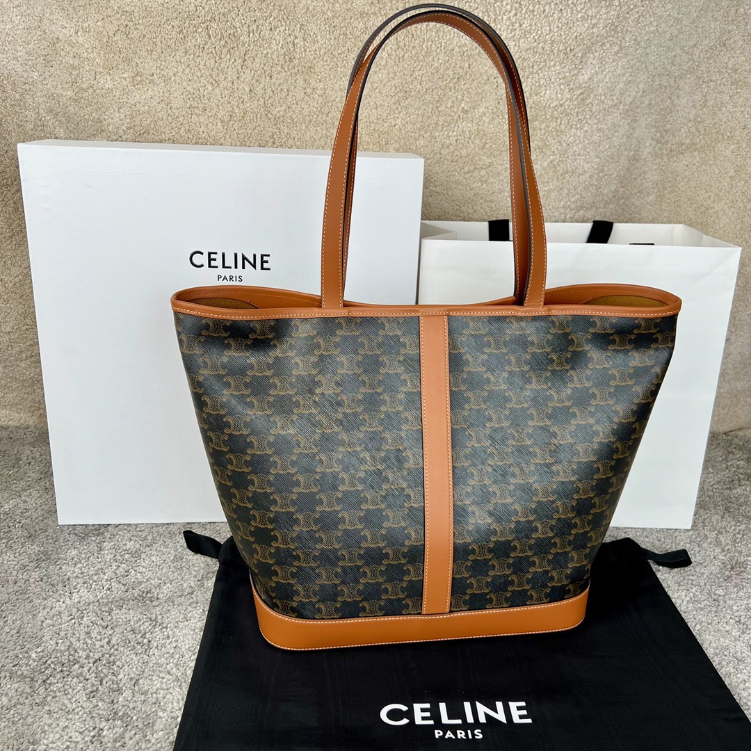 셀린느 Celine 115072 Medium Cabas in Triomphe Canvas and Calfskin Tan 31.5cm