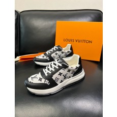 루이비통 Louis Vuitton 스니커즈