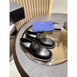 프라다 Prada 로퍼