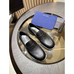 프라다 Prada 로퍼