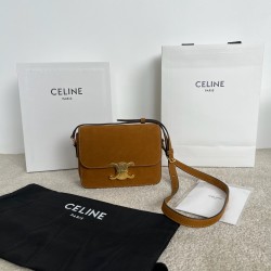 셀린느 Celine 188423 Teen Triomphe Bag in Nubuck Calfskin Camel 18.5cm