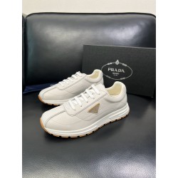 프라다 Prada 스니커즈