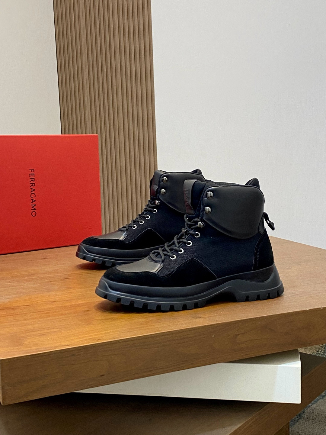 살바토레 페라가모 Salvatore Ferragamo 앵클 부츠