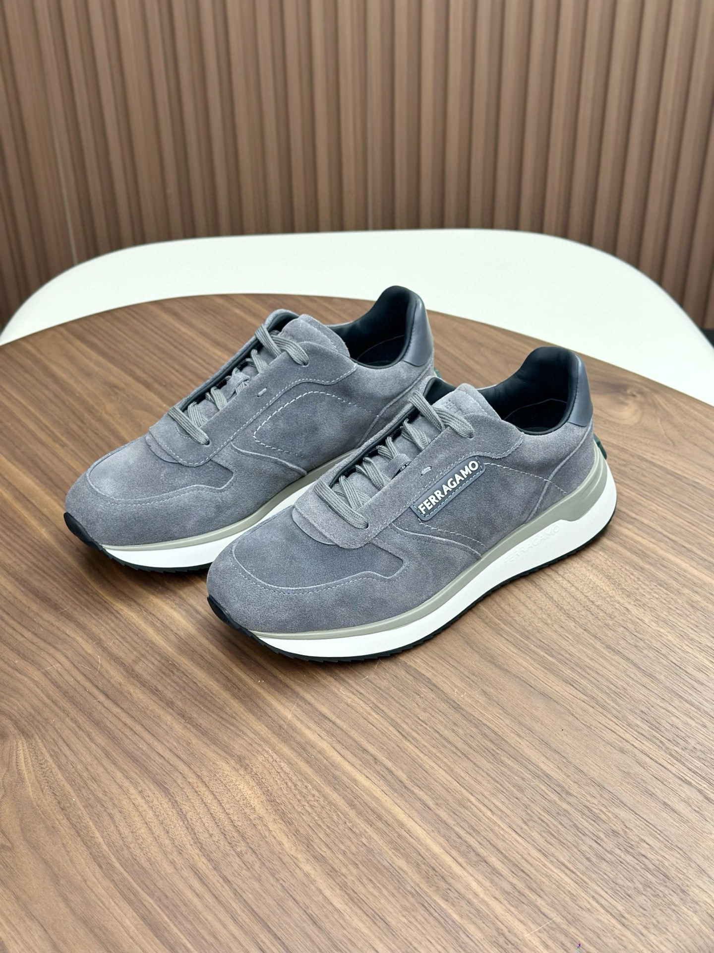 살바토레 페라가모 Salvatore Ferragamo 스니커즈