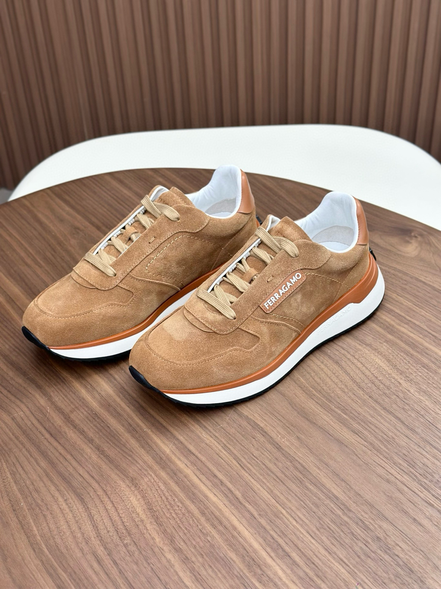 살바토레 페라가모 Salvatore Ferragamo 스니커즈