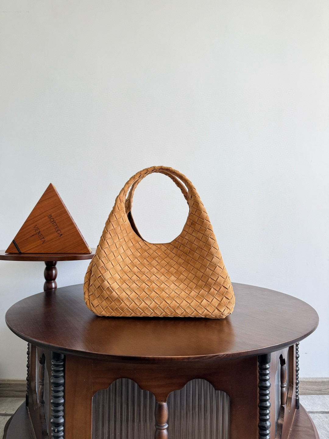 보테가 베네타 Bottega Veneta 844249 Campana 33cm