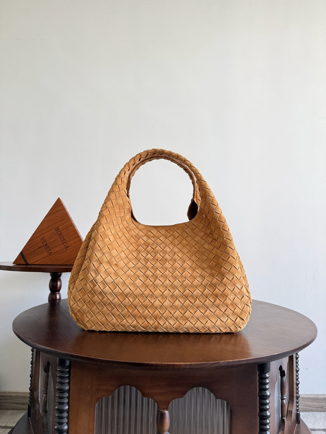 보테가 베네타 Bottega Veneta 844250 Campana 39cm