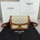 셀린느 Celine 188423 Teen Triomphe Bag 18.5cm