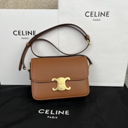 셀린느 Celine 188423 Teen Triomphe Bag in Shiny Calfskin 18.5cm