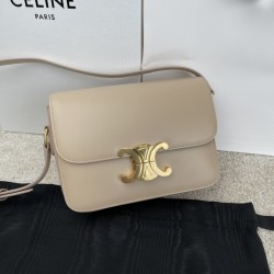 셀린느 Celine 188423 Teen Triomphe Bag in Shiny Calfskin 18.5cm