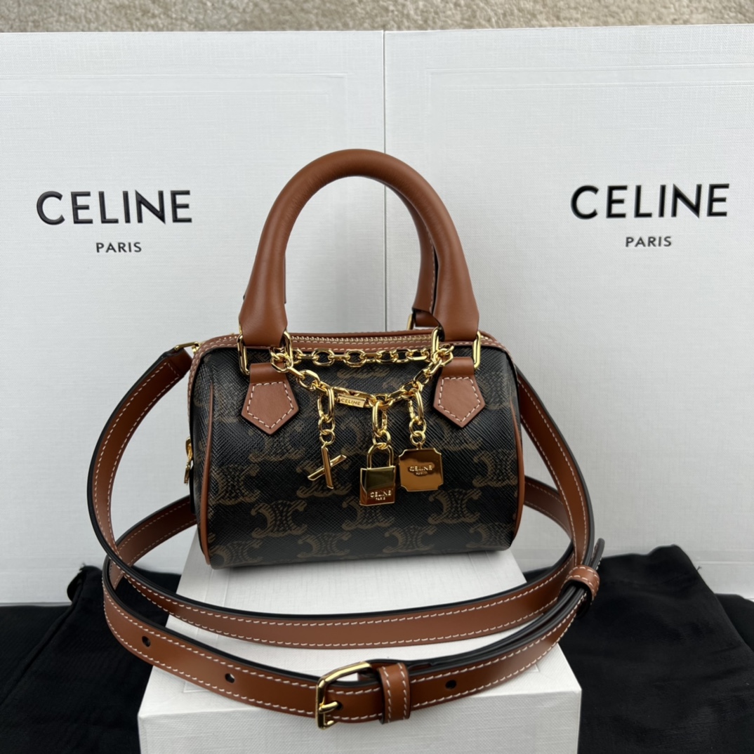 셀린느 Celine 195112 TRIOMPHE BAG 14cm