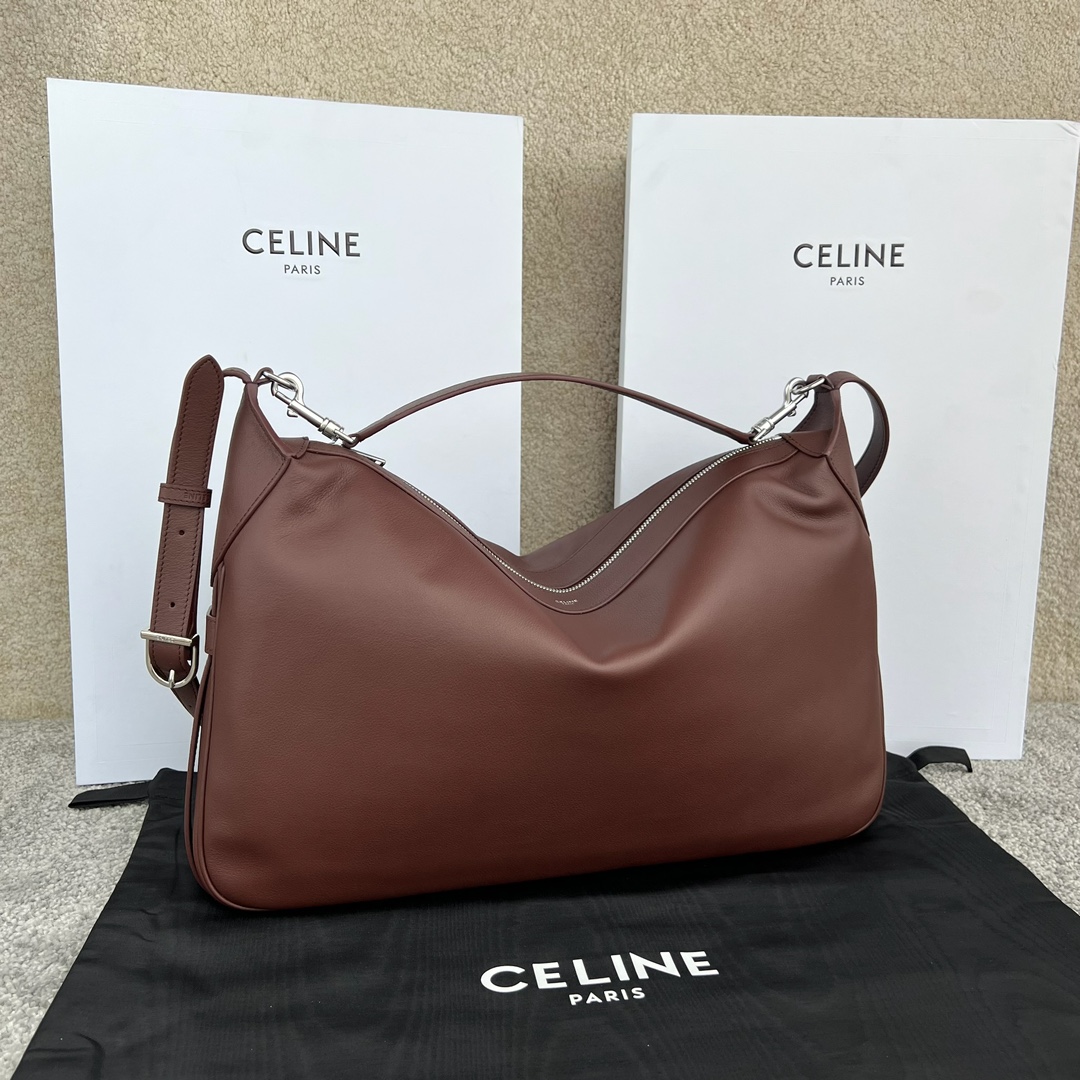 셀린느 Celine 111773 Large Strap Romy in Supple Grained Calfskin