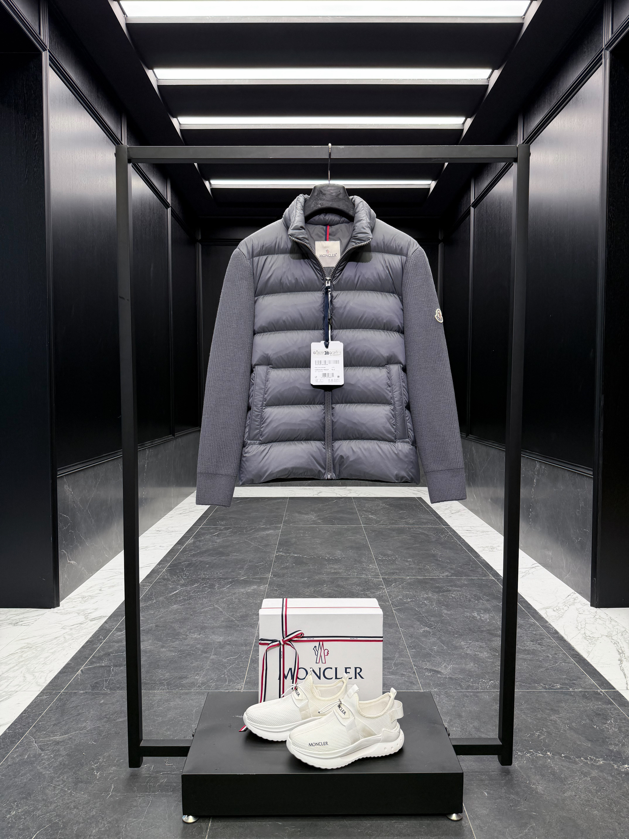 몽클레어 Moncler Cardigan Tricot1002 니트 패딩