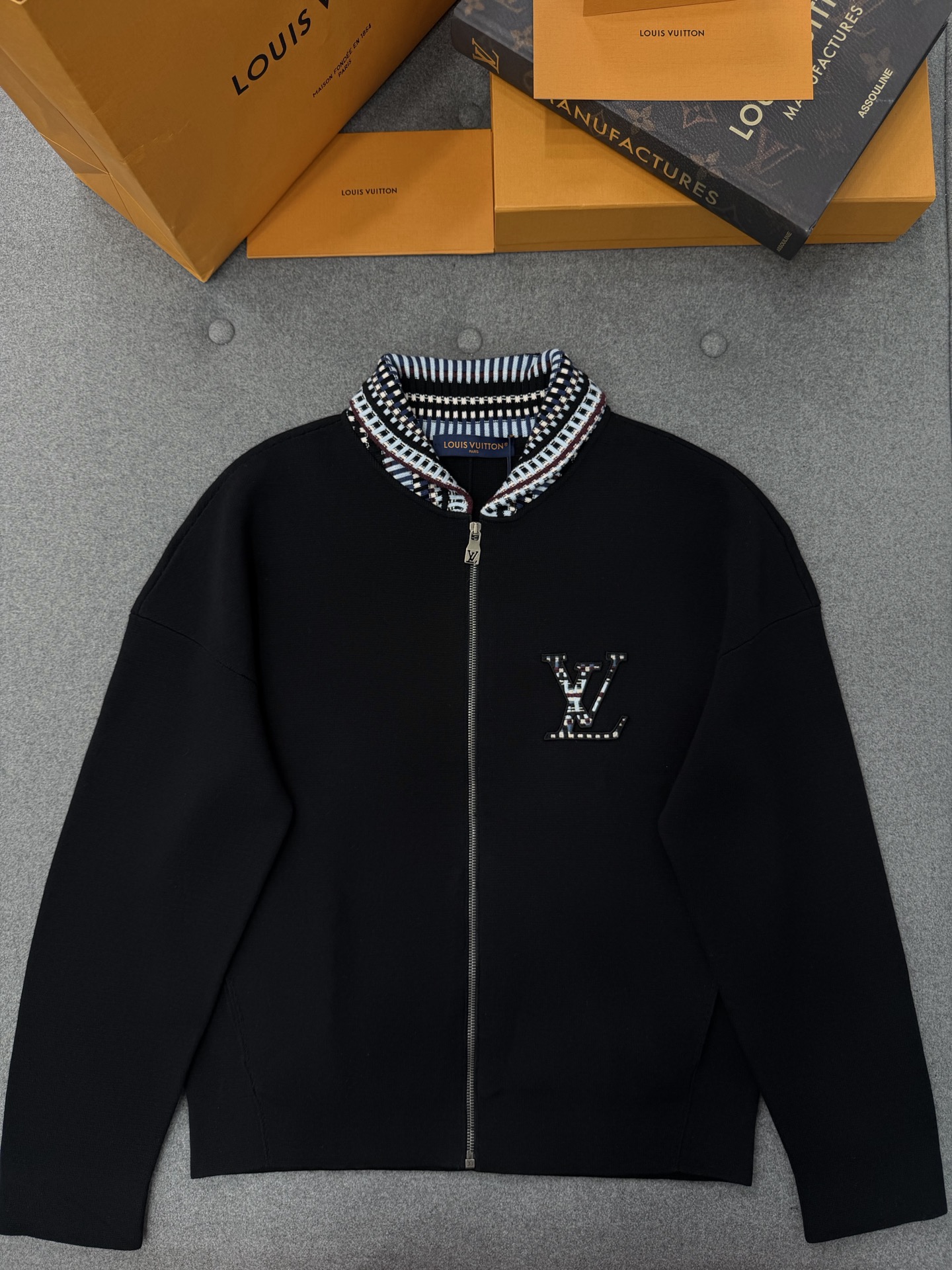 루이비통 Louis Vuitton 재킷