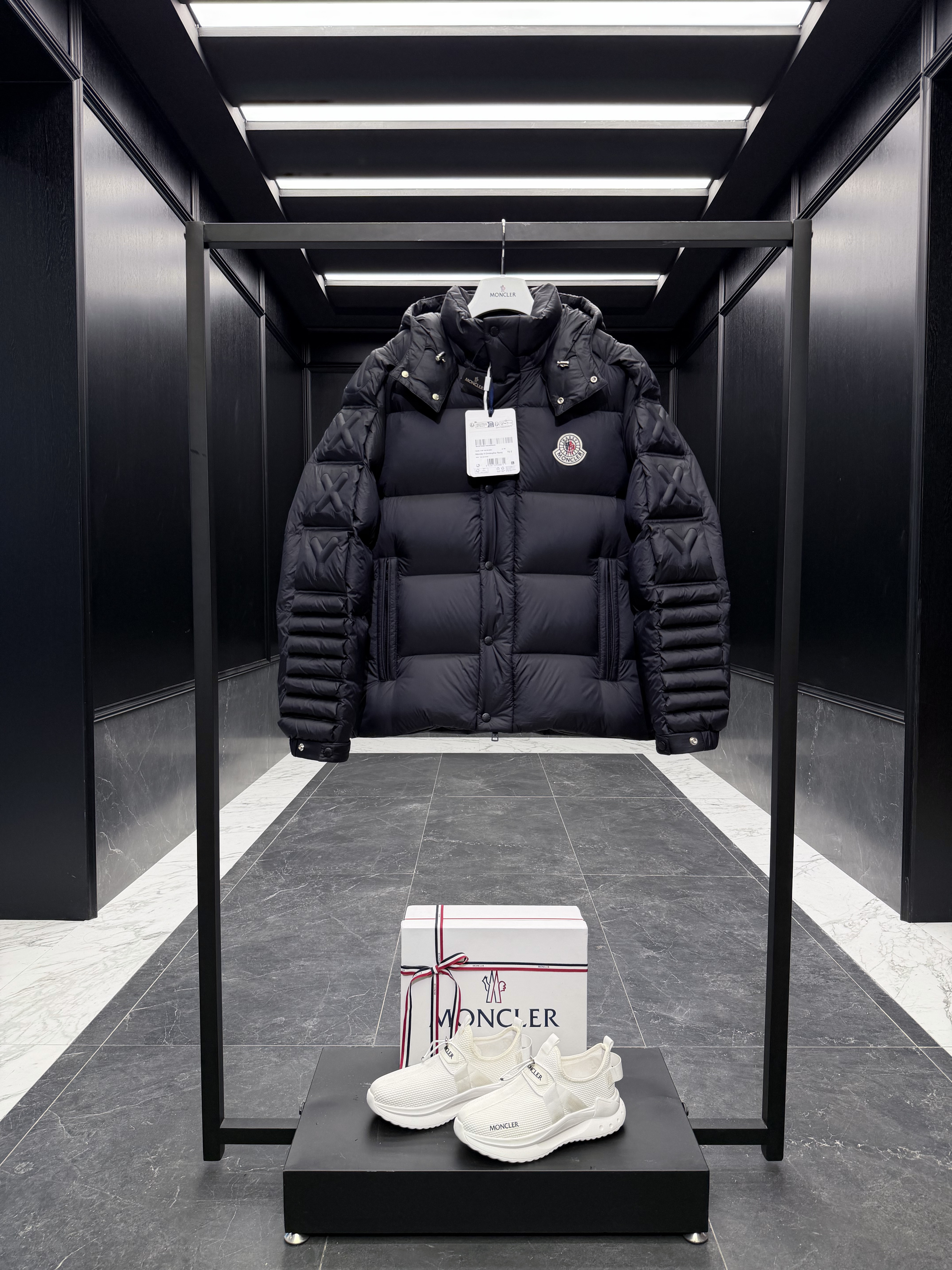 몽클레어 Moncler Christopher Raxxy  다운재킷