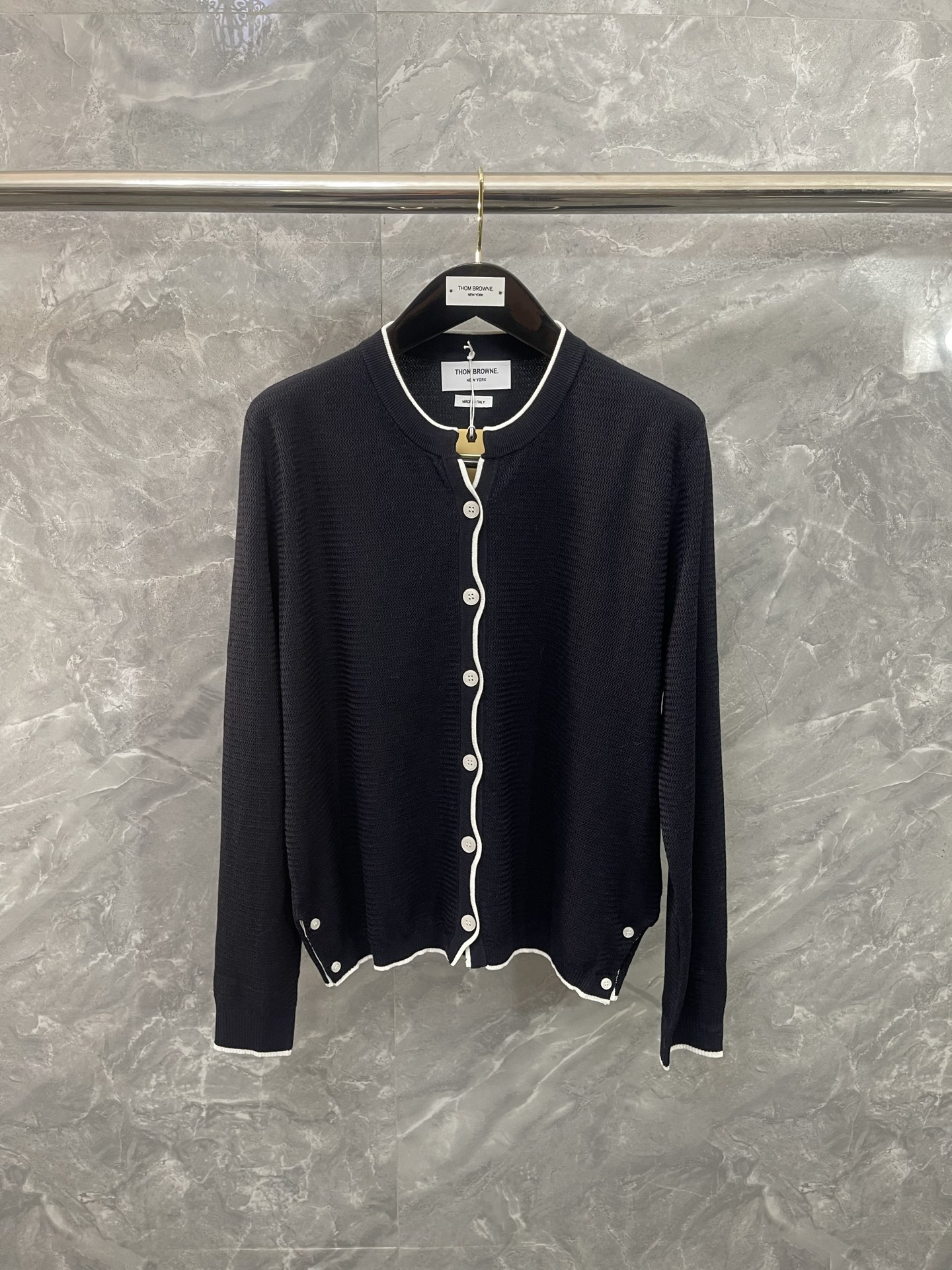 톰브라운 Thom Browne 가디건