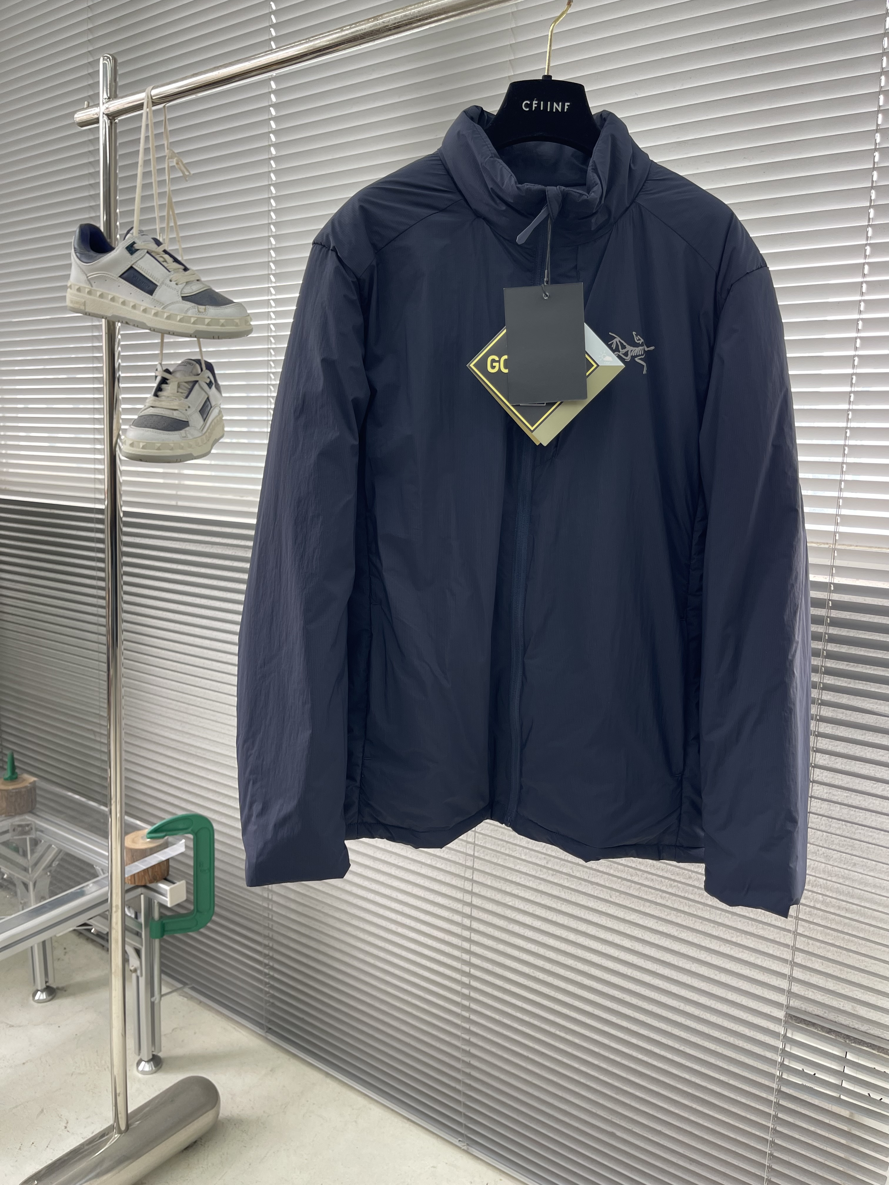 아크테릭스 ARC'TERYX 패딩