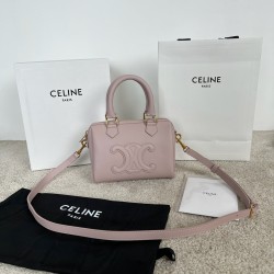 셀린느 Celine 113773 Small Boston Cuir Triomphe in Smooth Calfskin 20cm