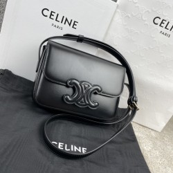 셀린느 Celine 199233 Small TRIOMPHE Bag 18.5cm