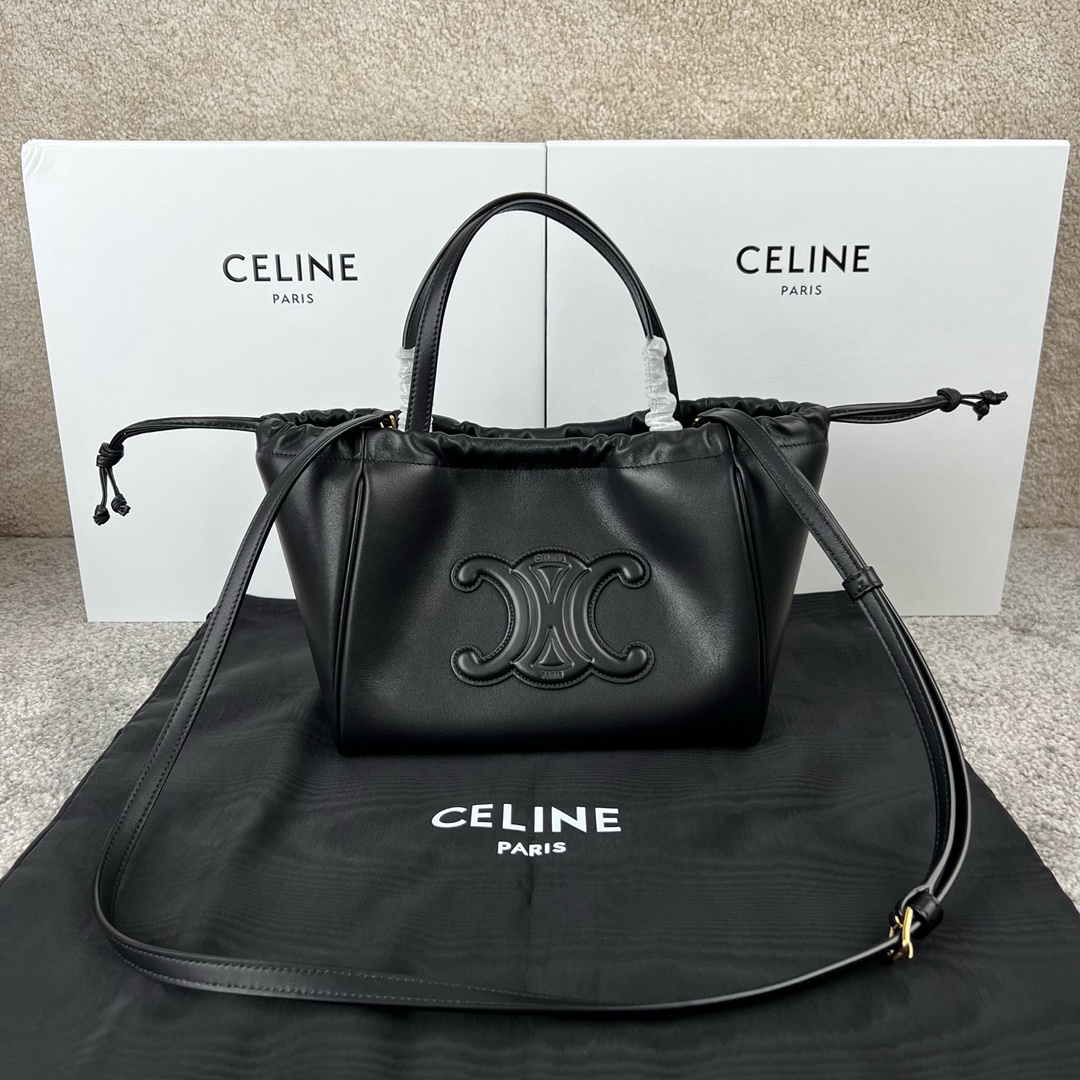 셀린느 Celine 111013 Small Cabas Drawstring Cuir Triomphe in Grained Calfskin 22cm
