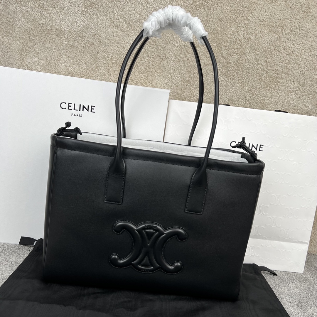 셀린느 Celine 199973 Cabas Drawstring Cuir Triomphe in Smooth Calfskin 44cm