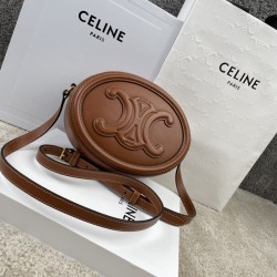 셀린느 Celine 198603 Oval Bag Cuir Triomphe in Smooth Calfskin 20cm